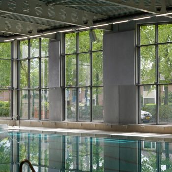 Hermeta-Gevelbouw-Zwembad-Sportcentrum-Arnhem-Transparantie-Glas-U-waarden